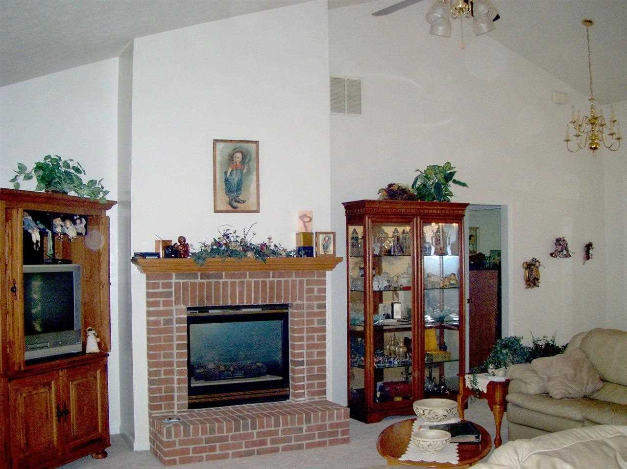 82 Peppertree Ct, Lafayette, IN 47905 photo 3