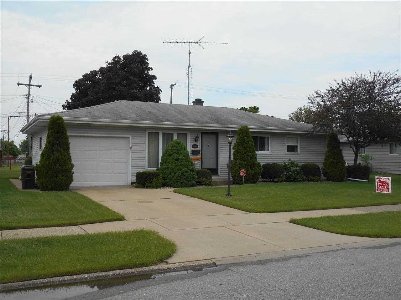 5216 Scenic Dr, South Bend, IN 46619 photo 2