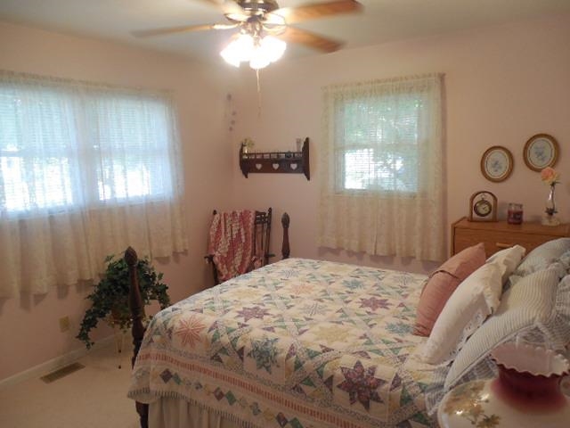 908 E North H St, Gas City, IN 46933 photo 8