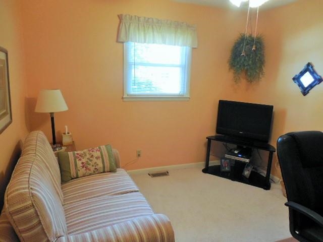 908 E North H St, Gas City, IN 46933 photo 5