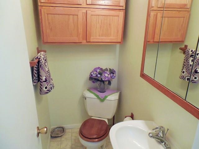 908 E North H St, Gas City, IN 46933 photo 7