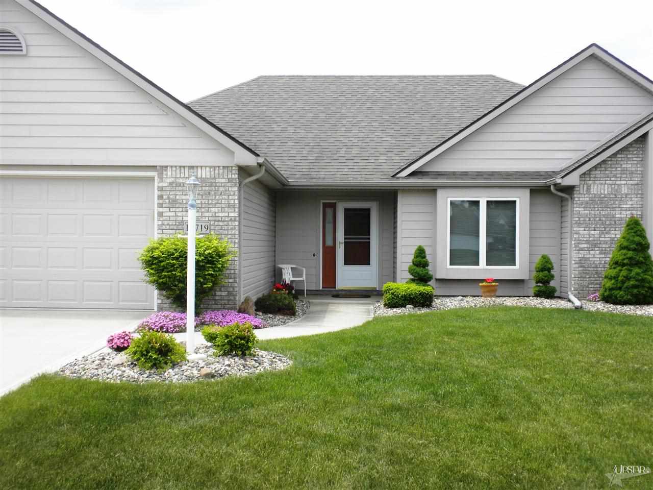 16719 Garnet Ridge Ct, Fort Wayne, IN 46845 photo 2