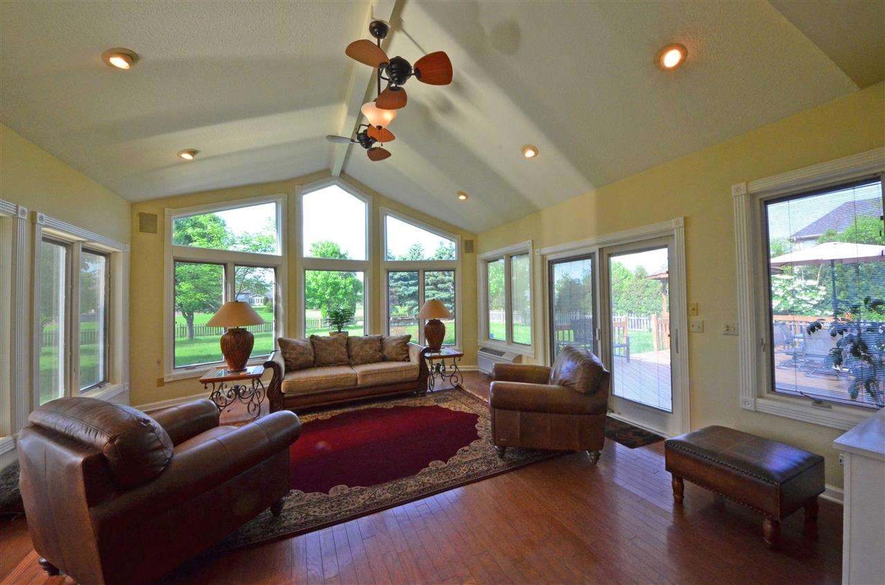 11920 Eagle Creek Ln, Fort Wayne, IN 46814 photo 3