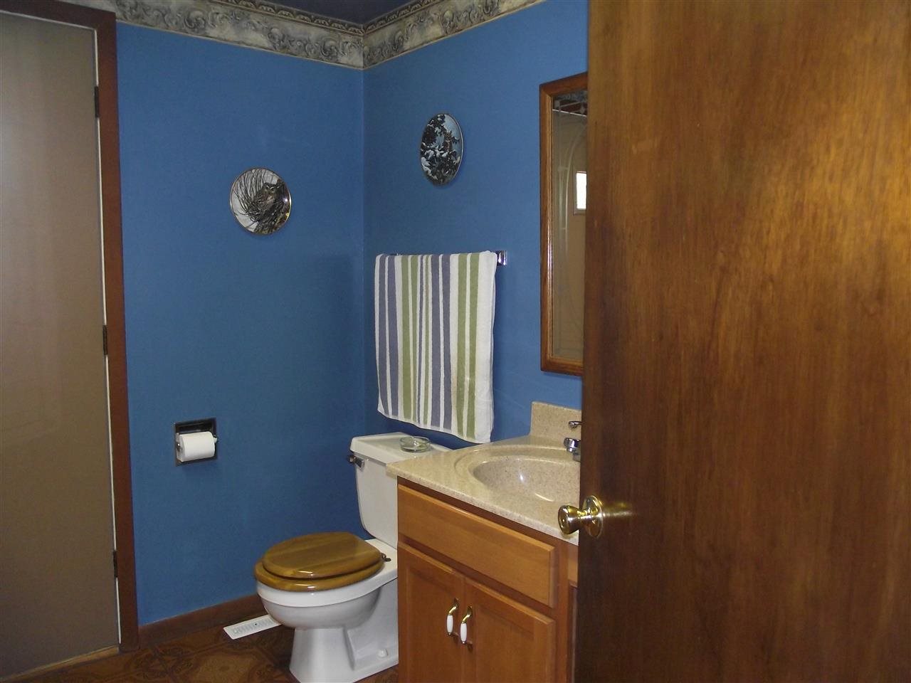 6515 N 1100 E, Grovertown, IN 46531 photo 8