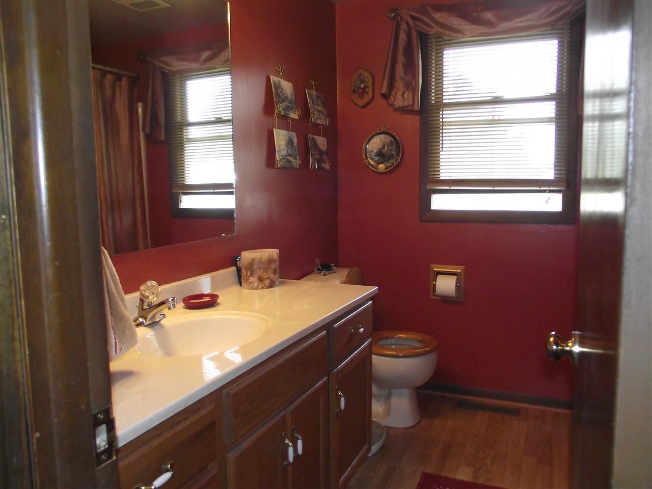 6515 N 1100 E, Grovertown, IN 46531 photo 9
