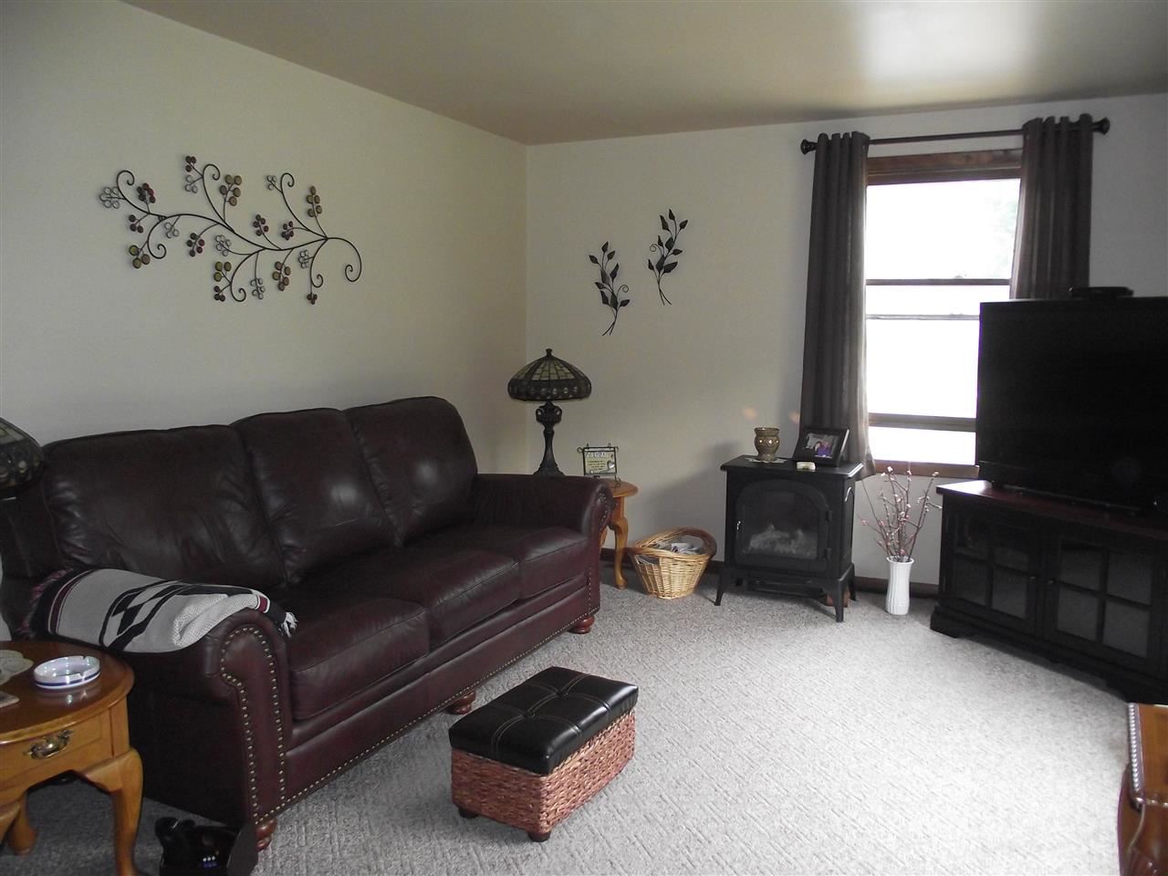 6515 N 1100 E, Grovertown, IN 46531 photo 3
