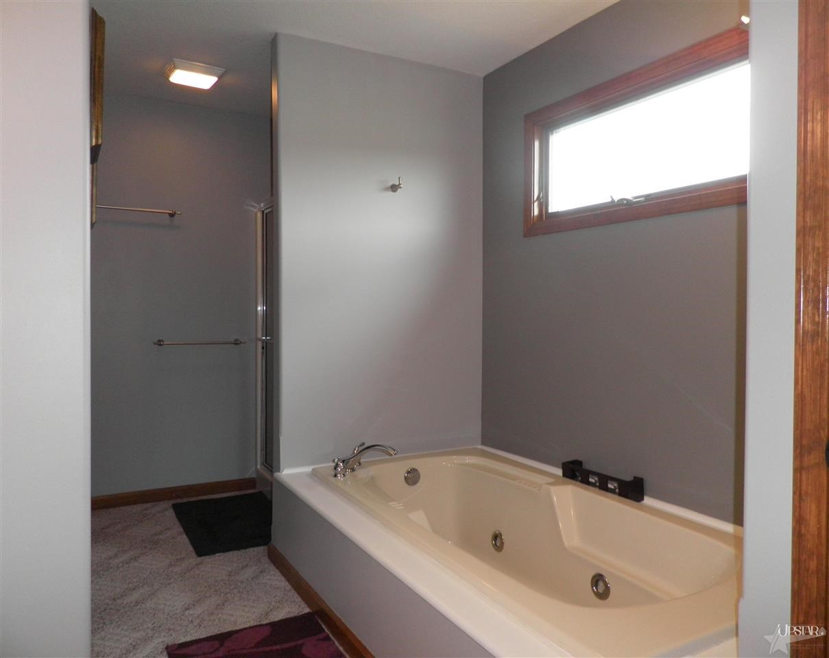 2052 E 600 N, Huntington, IN 46750 photo 20