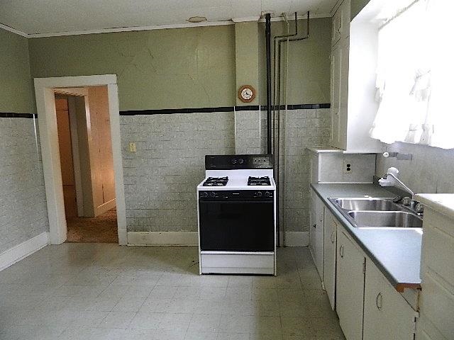 303 Dreier Blvd, Evansville, IN 47712 photo 6