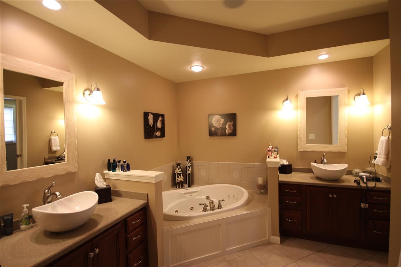 14575 N Horseshoe Bnd, Middlebury, IN 46540 photo 8