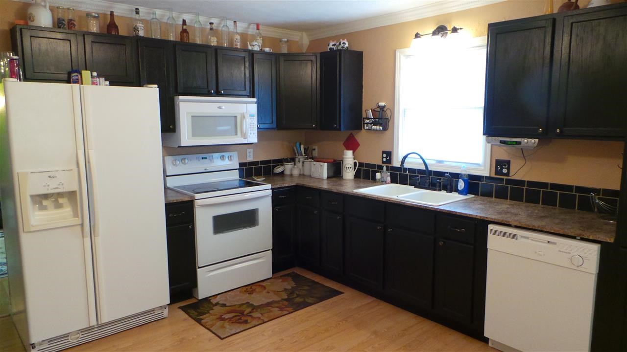605 Spring Arbor Dr, Middlebury, IN 46540 photo 4