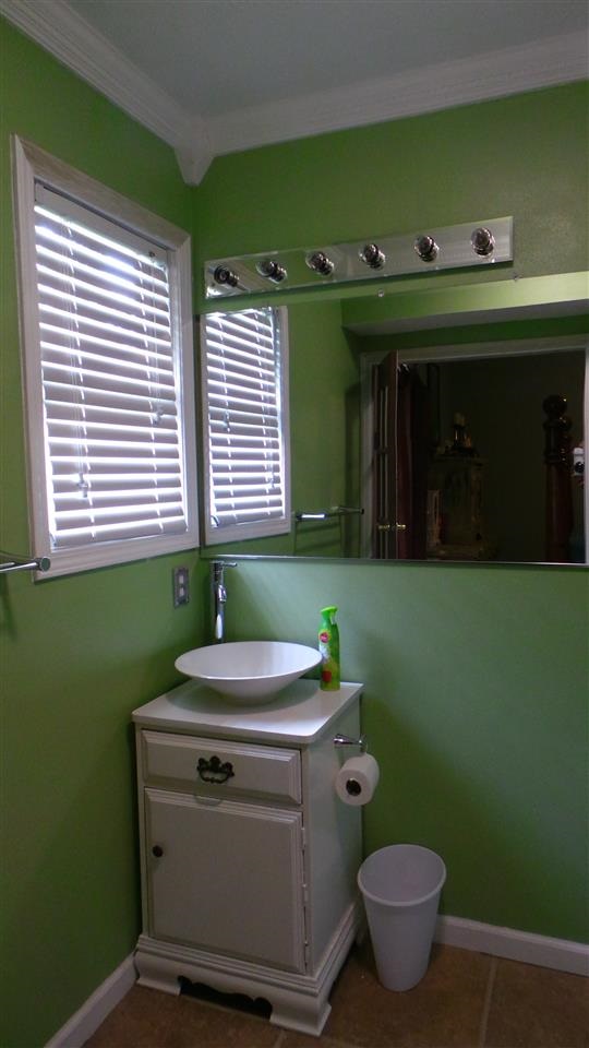 605 Spring Arbor Dr, Middlebury, IN 46540 photo 8