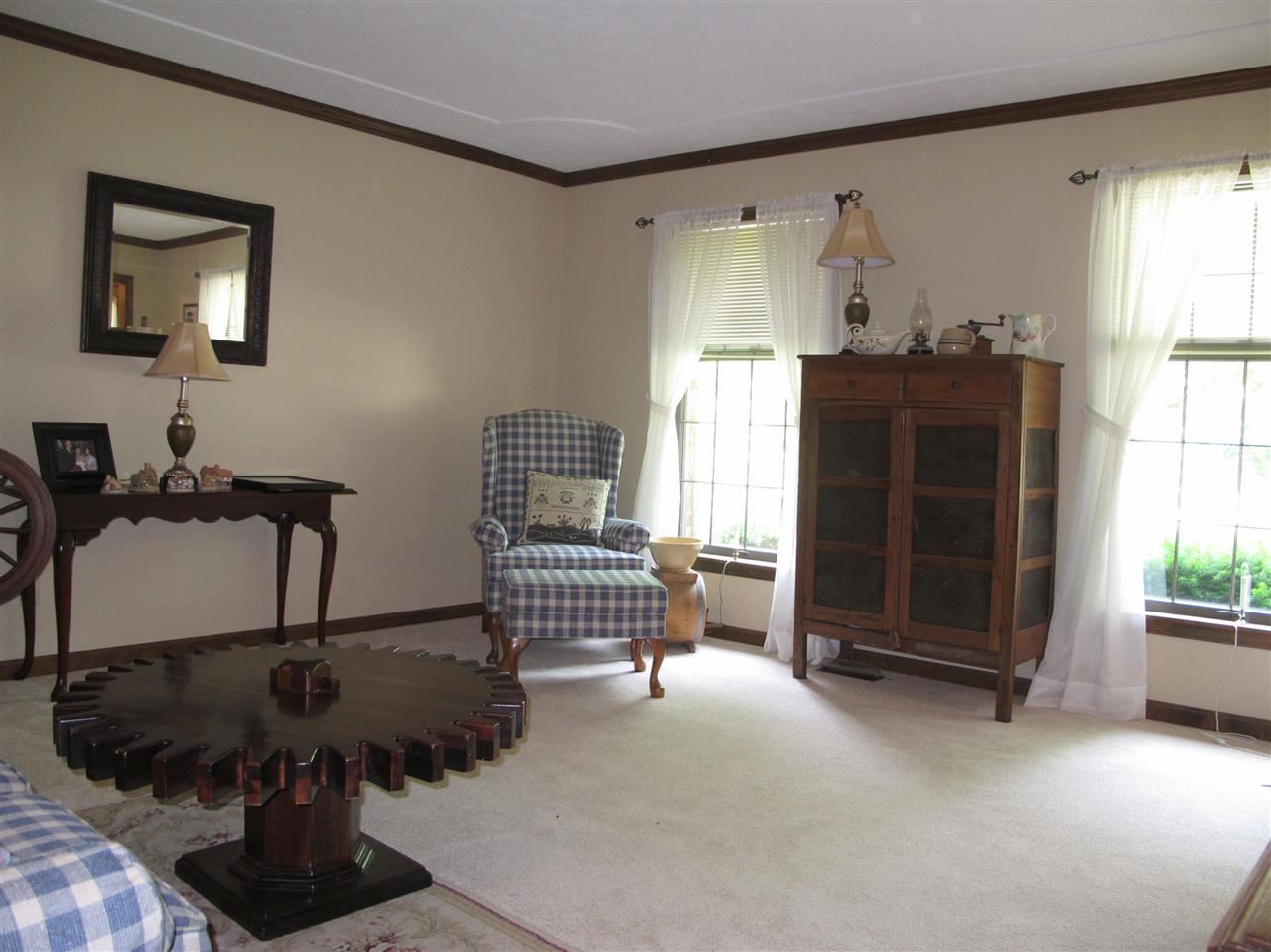 5544 N Cypress St, Newburgh, IN 47630 photo 4