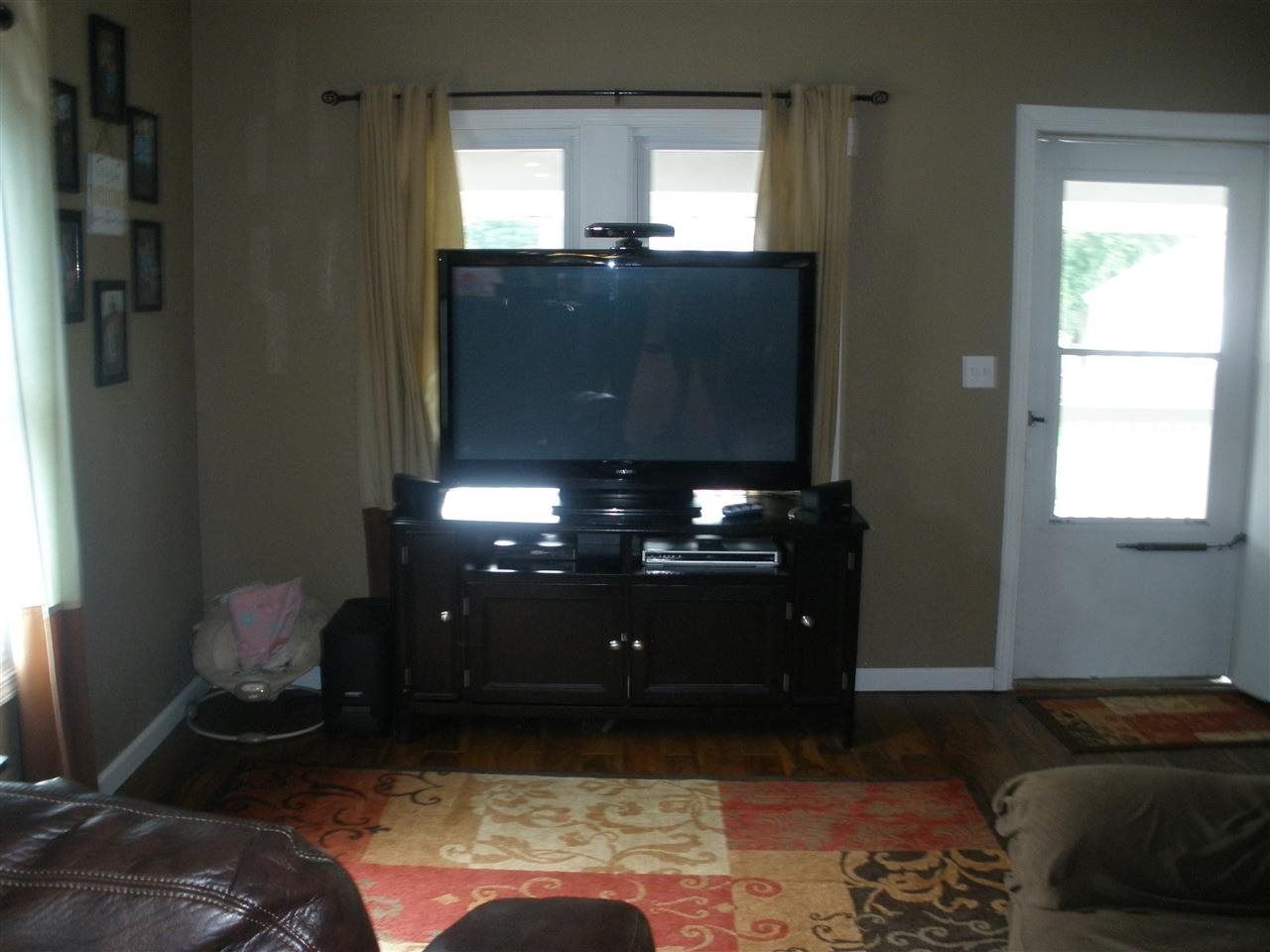 806 E Vantrees St, Washington, IN 47501 photo 7