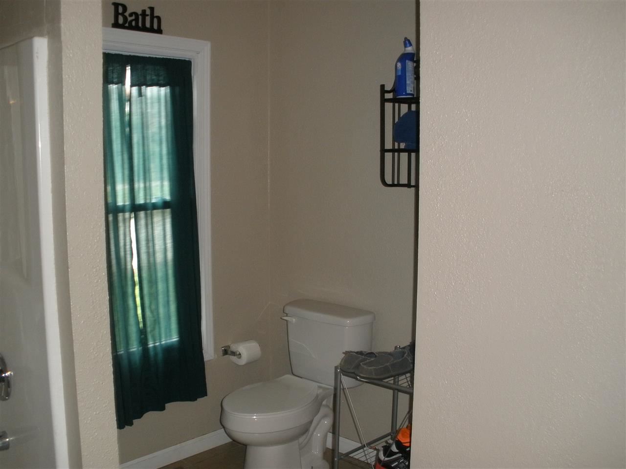 806 E Vantrees St, Washington, IN 47501 photo 5