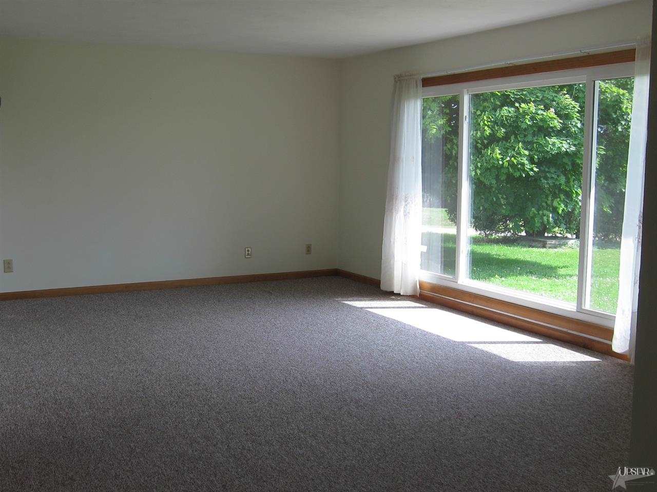 8700 S 500 W, Warren, IN 46792 photo 2