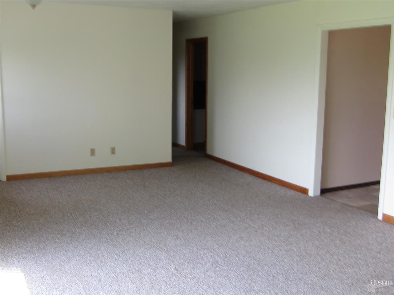 8700 S 500 W, Warren, IN 46792 photo 4