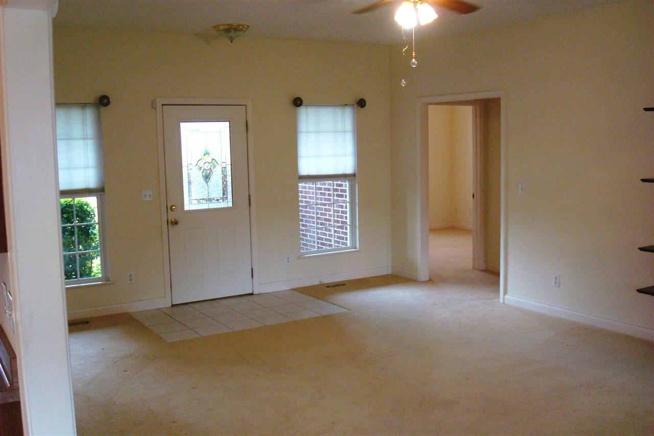 634 Conti Dr, Evansville, IN 47711 photo 3