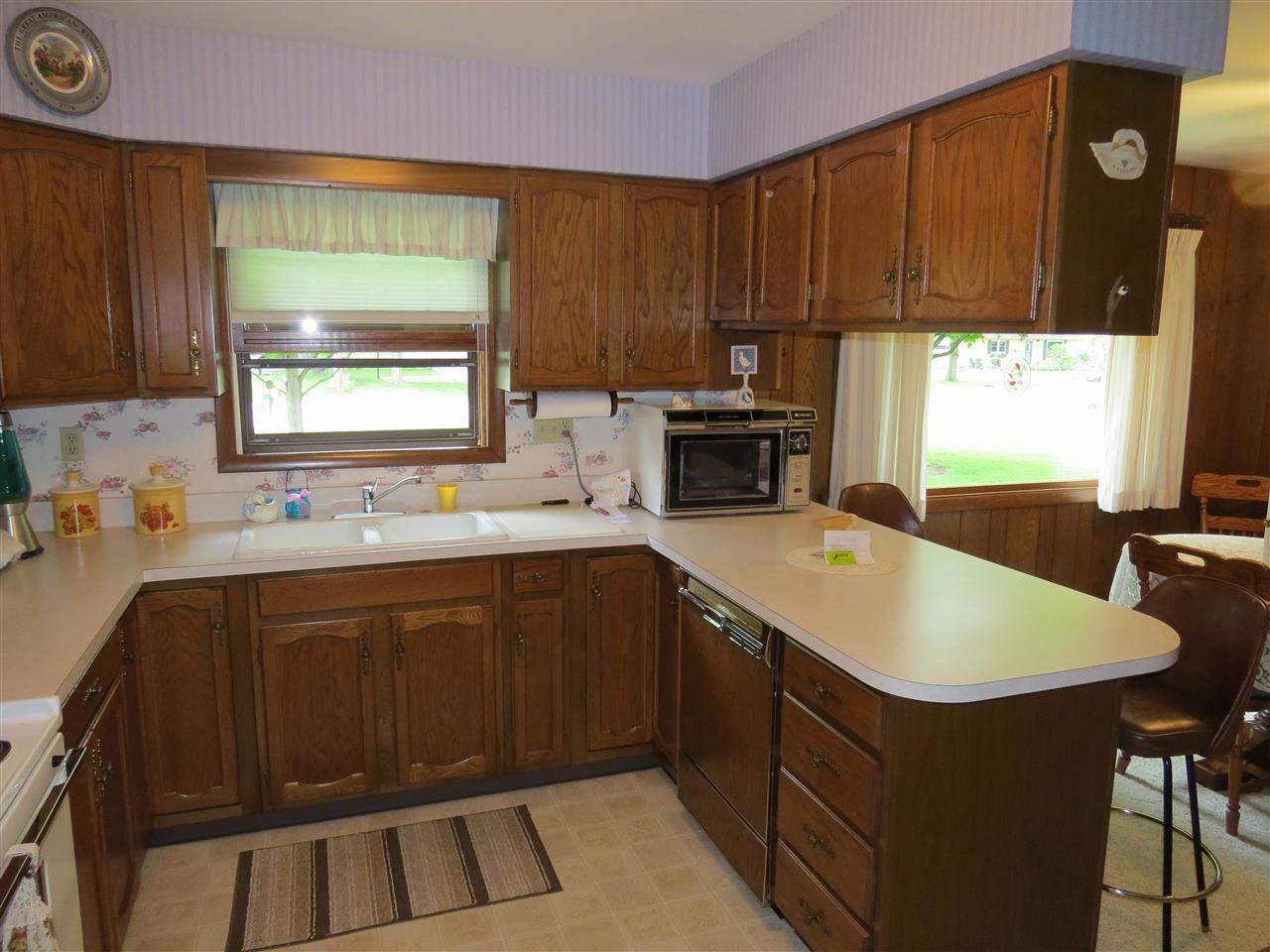 1017 Westwood Dr, Goshen, IN 46526 photo 3