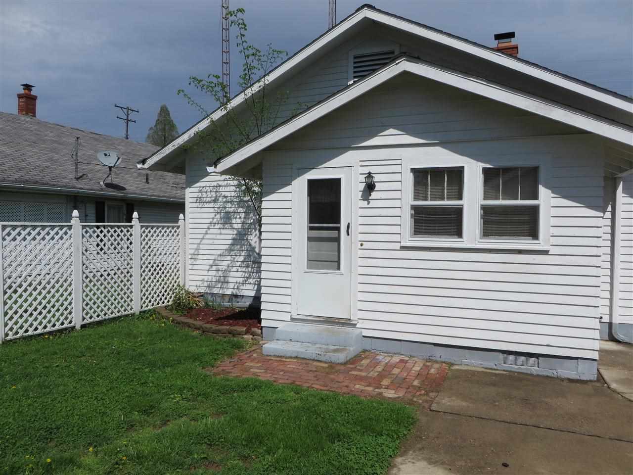 817 S Hall St, Princeton, IN 47670 photo 9