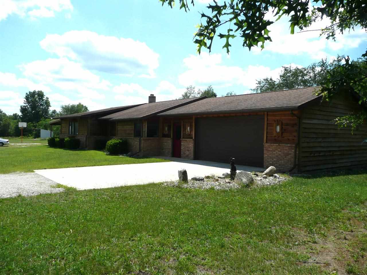 26060 Grant Rd, South Bend, IN 46619 photo 2