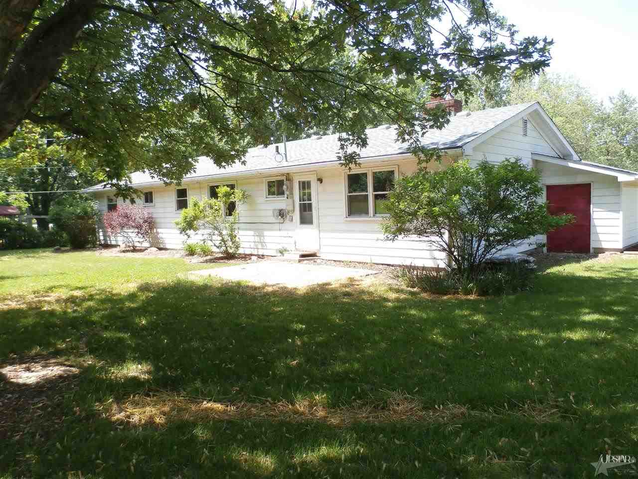 3850 Greendale Dr, Fort Wayne, IN 46815 photo 2