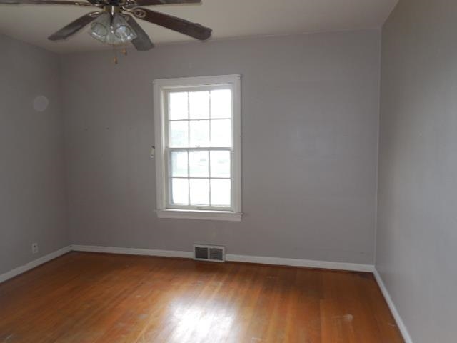630 S Hall St, Princeton, IN 47670 photo 9