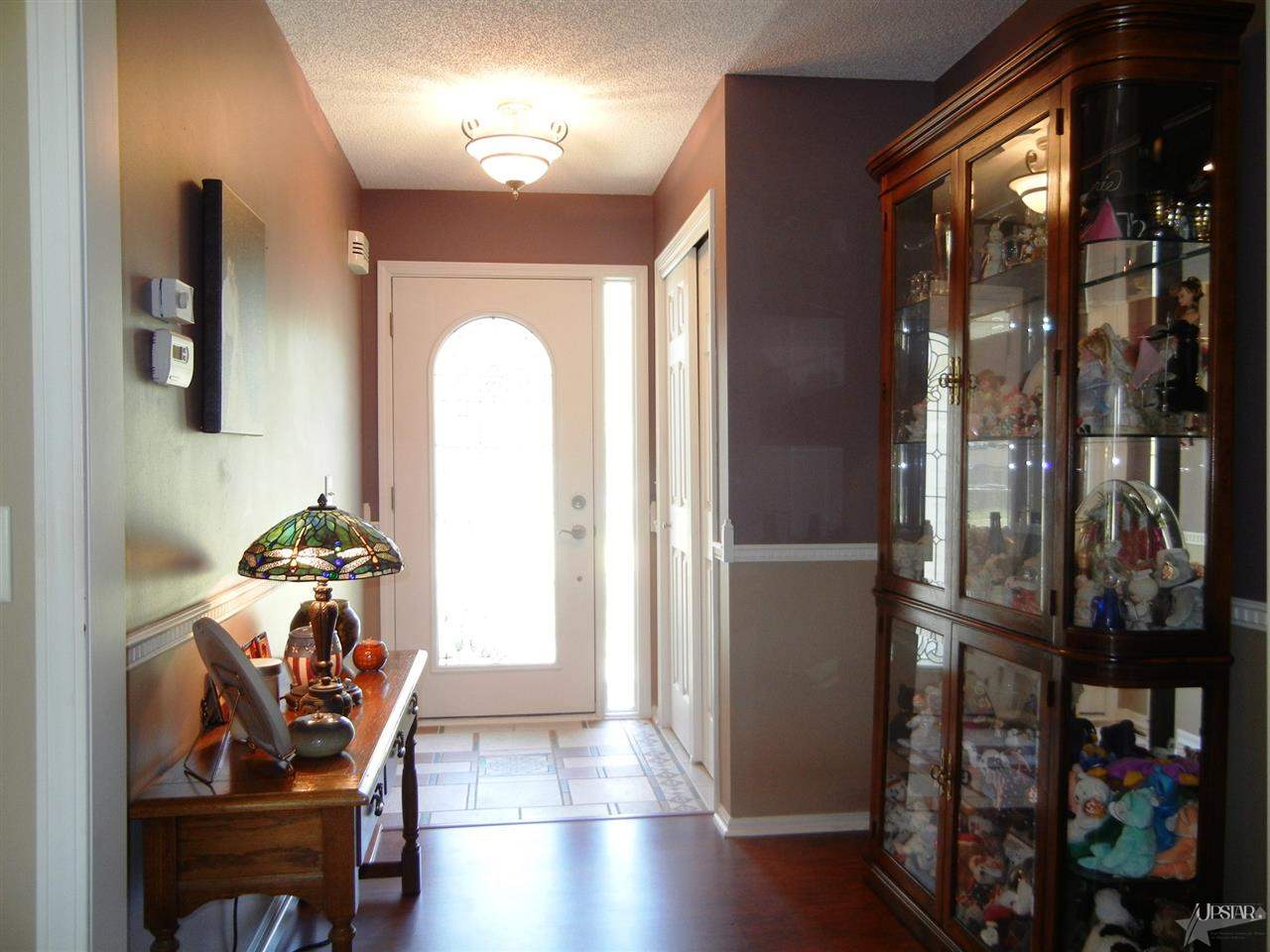 9909 Sawtooth Ct, Fort Wayne, IN 46804 photo 3