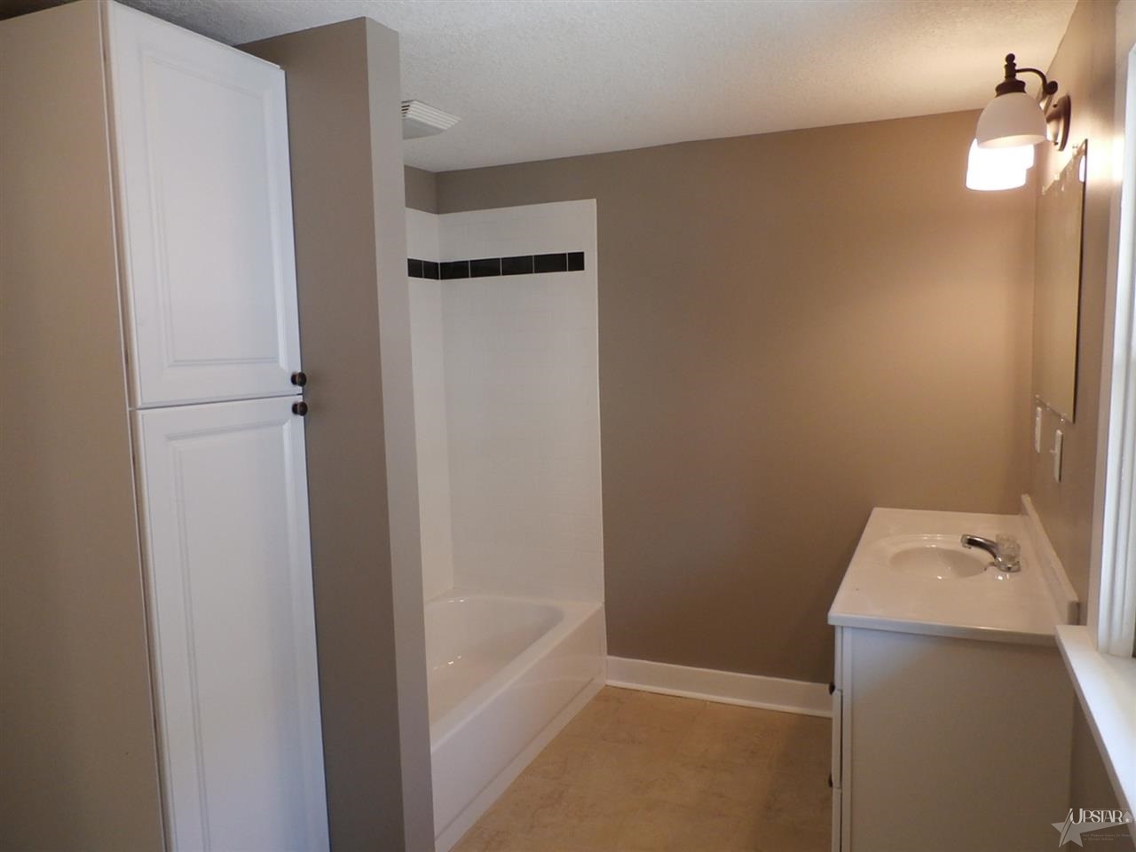 801 Archer Ave, Fort Wayne, IN 46808 photo 13