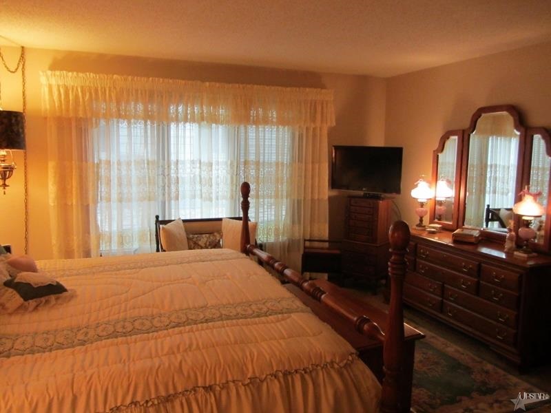 10617 Lake Pointe Dr, Fort Wayne, IN 46845 photo 9