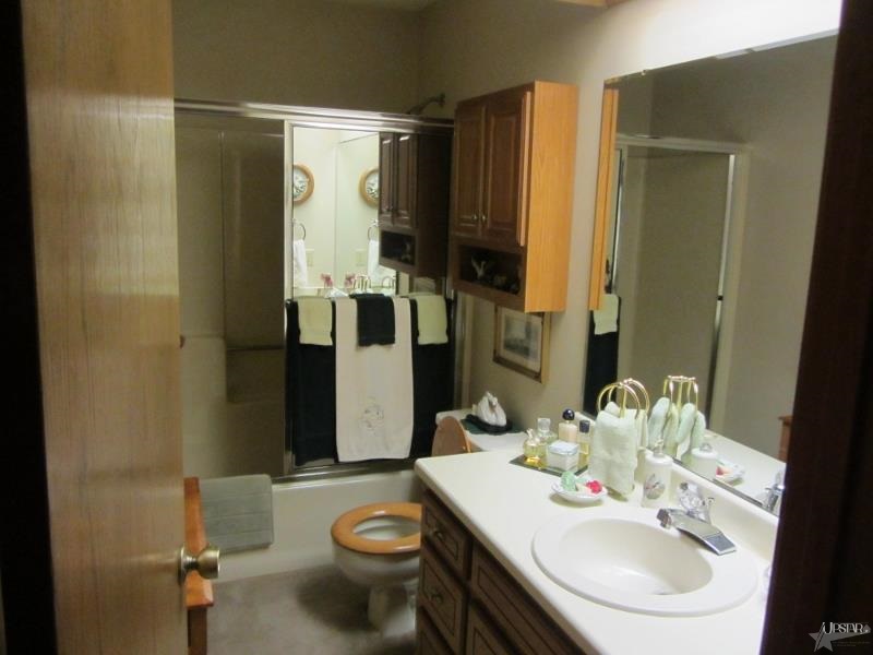 10617 Lake Pointe Dr, Fort Wayne, IN 46845 photo 7