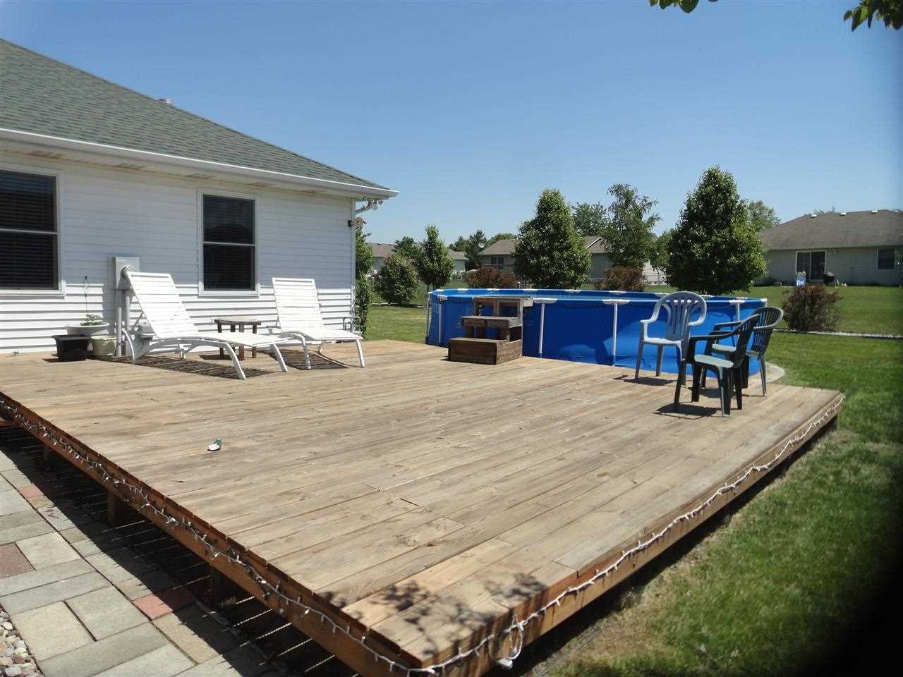 1006 Eagle Dr, Goshen, IN 46526 photo 4