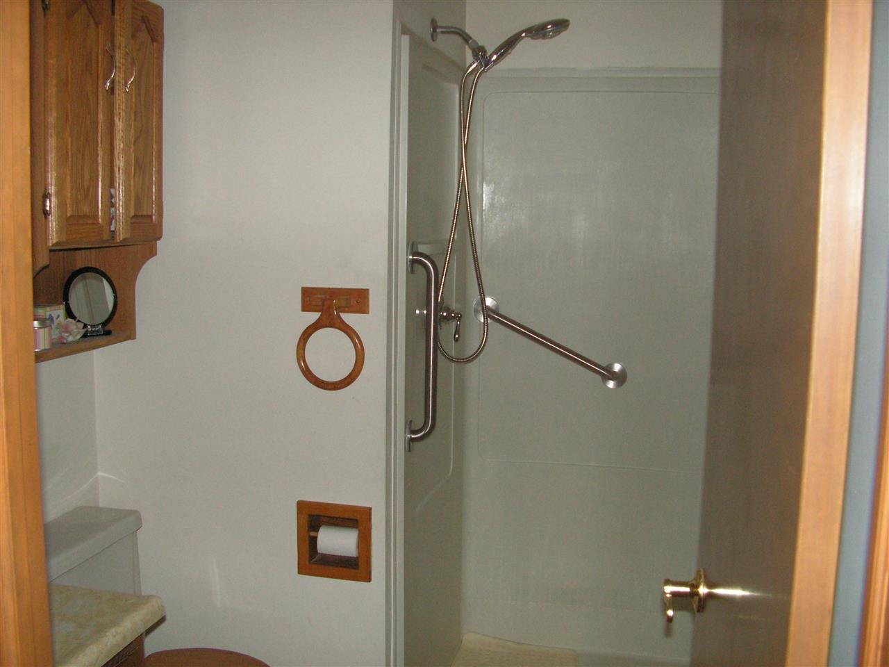 7 Colony Way, Gas City, IN 46933 photo 13