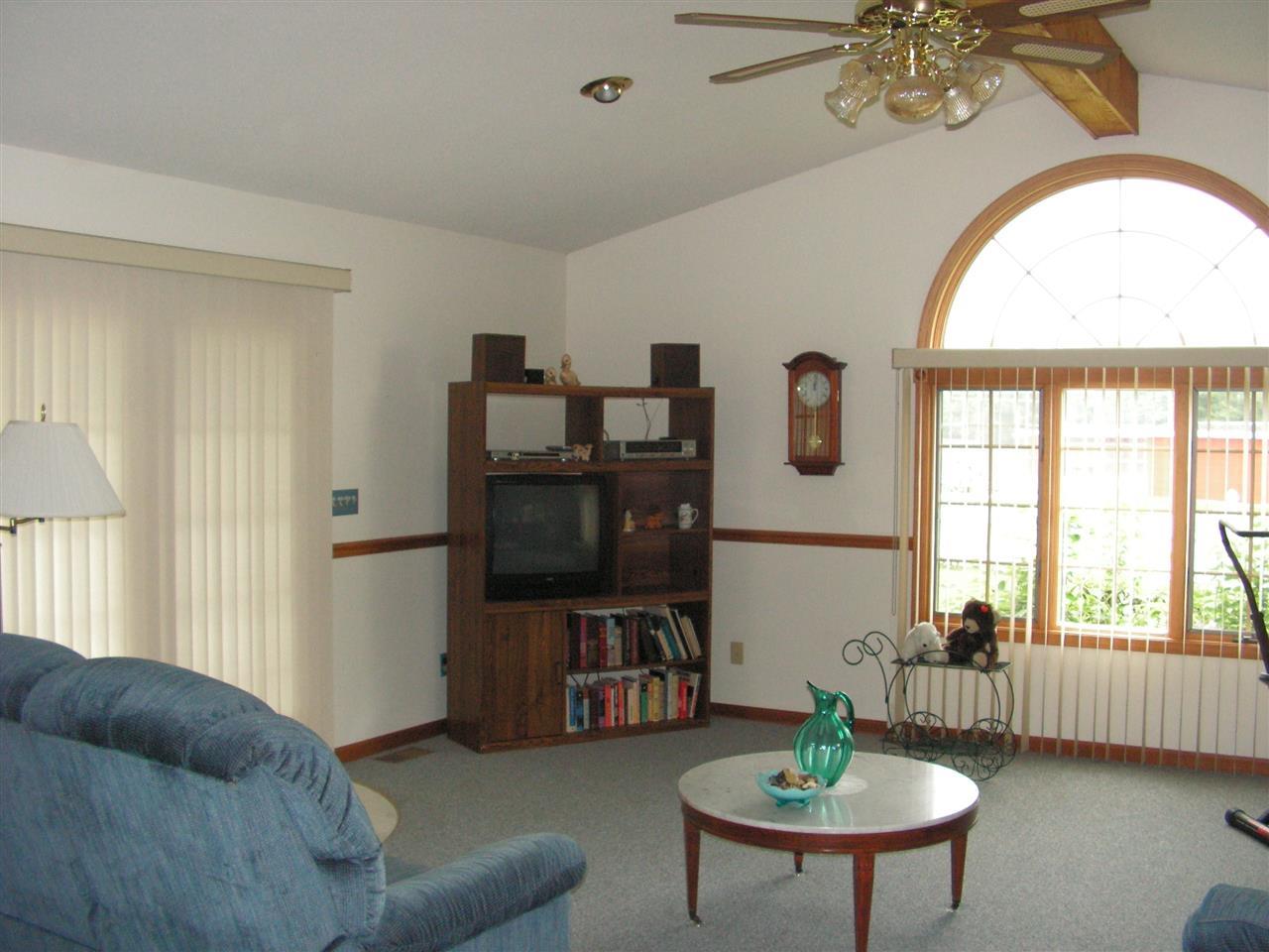 7 Colony Way, Gas City, IN 46933 photo 4