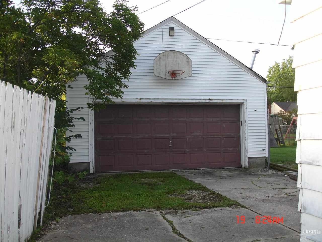 321 W Sherwood Ter, Fort Wayne, IN 46807 photo 7