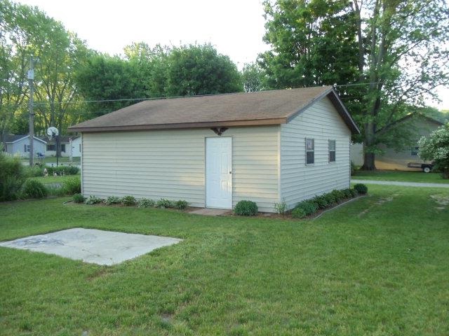 11116 N Sugar Bluff Rd, Monticello, IN 47960 photo 4