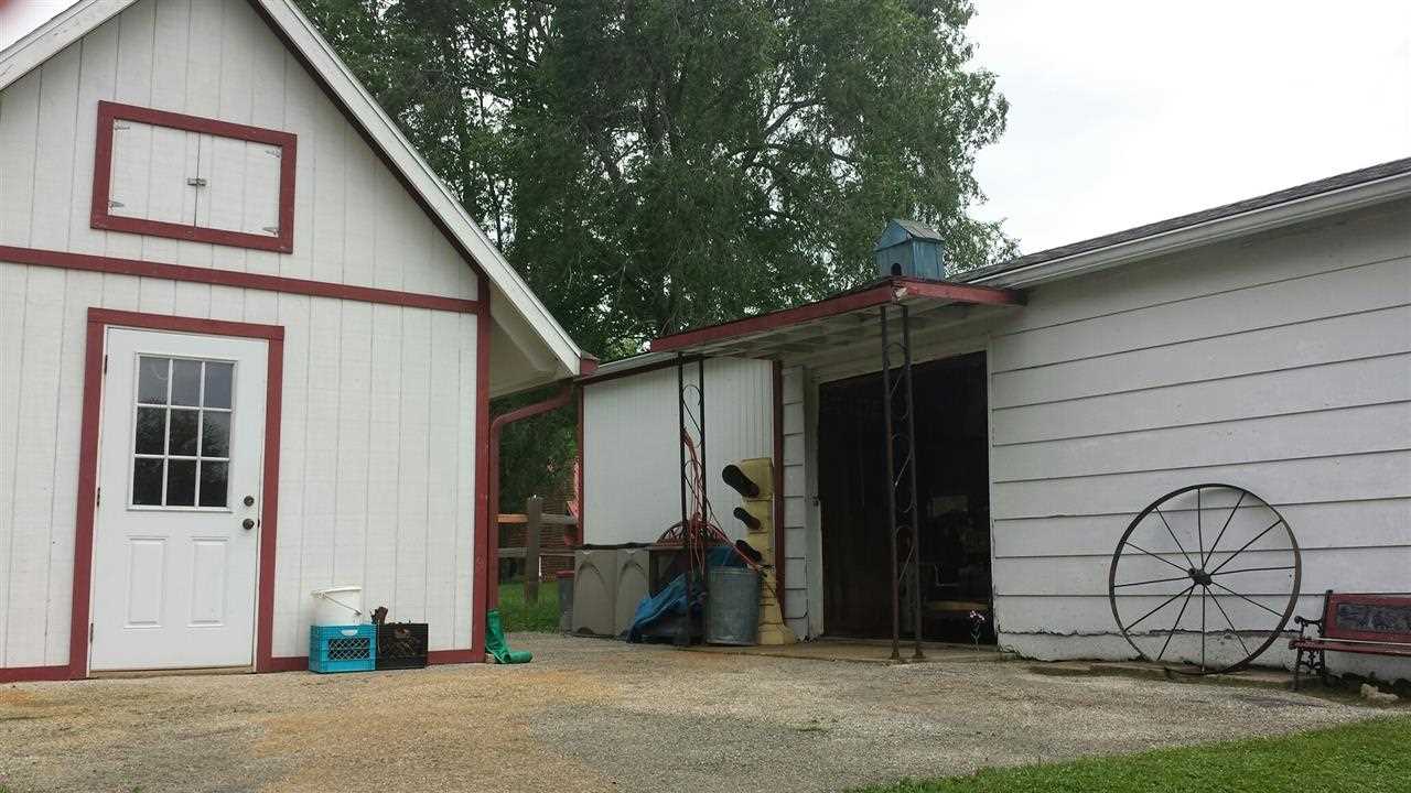 7909 E State Road 45, Unionville, IN 47468 photo 3