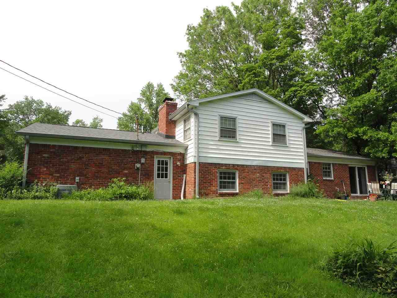4828 E Ridgewood Dr, Bloomington, IN 47401 photo 2