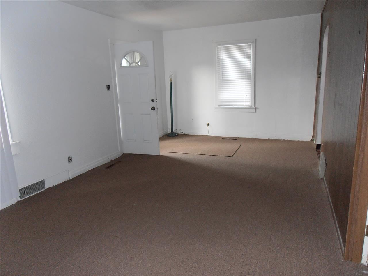610 Dale Ave, Mishawaka, IN 46544 photo 4