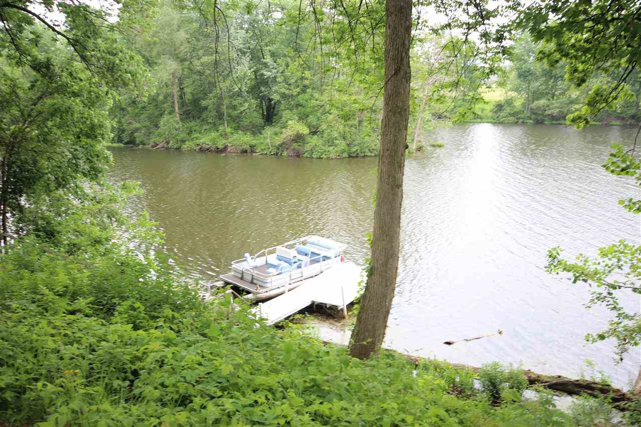 55900 Jayne Dr, Elkhart, IN 46514 photo 2