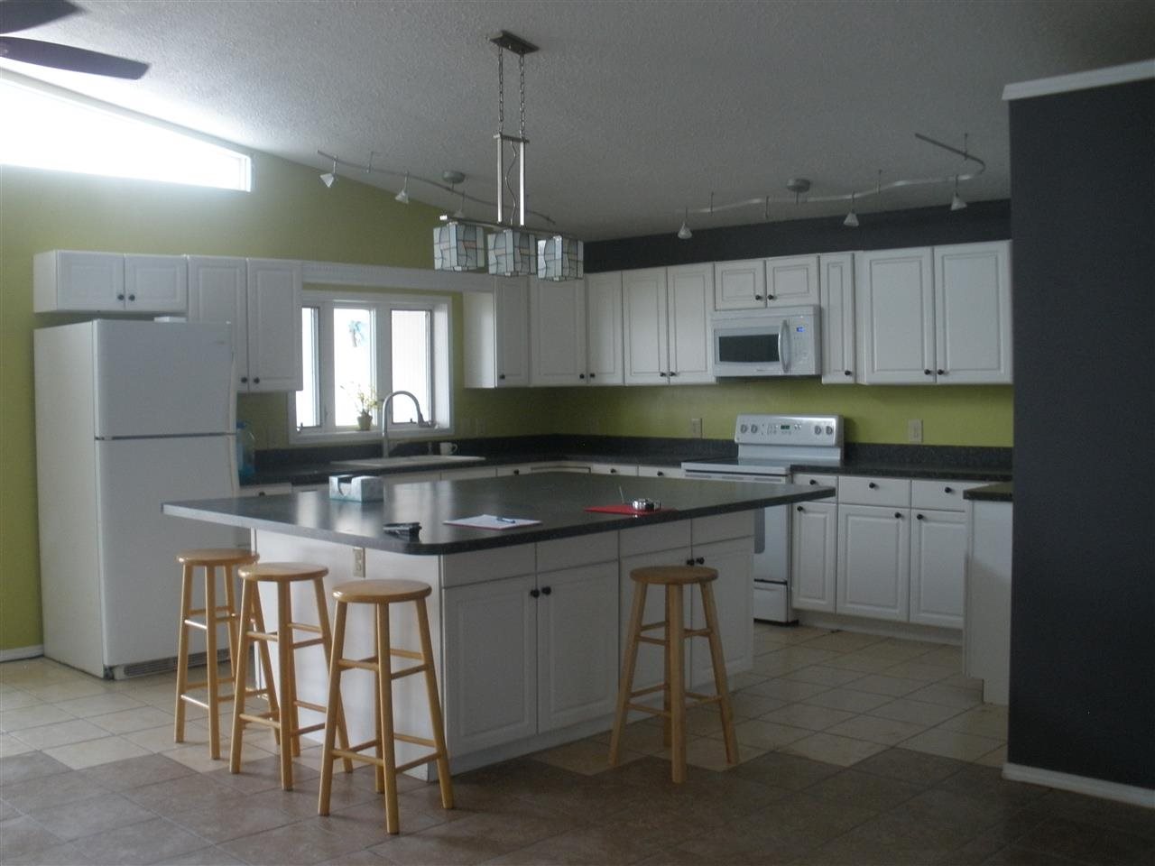 4532 W Shore Dr, Bremen, IN 46506 photo 6