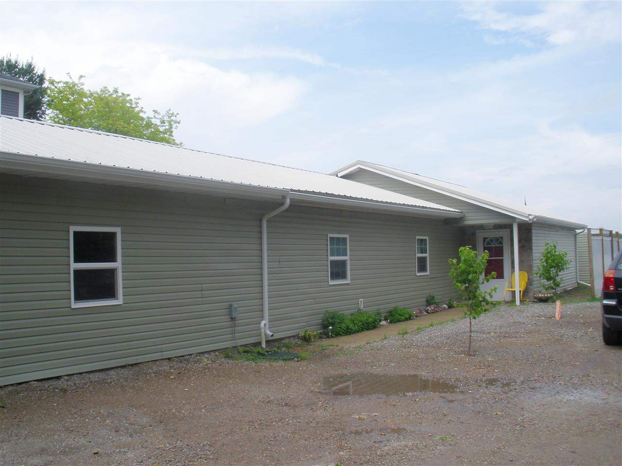 4532 W Shore Dr, Bremen, IN 46506 photo 1