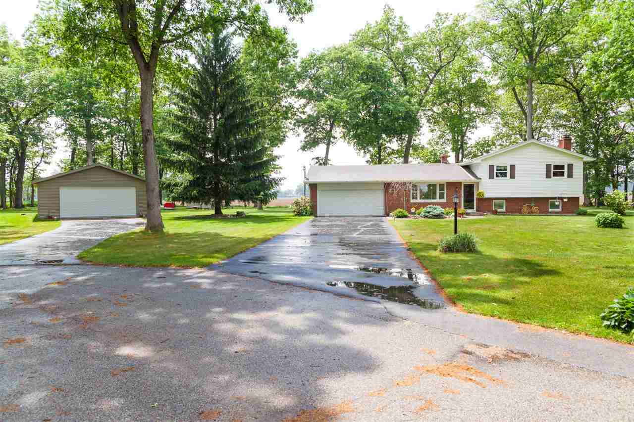50941 Oak Tree Ln, Bristol, IN 46507 photo 1