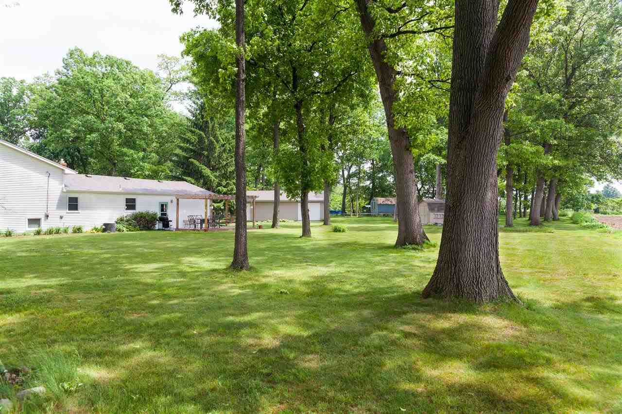 50941 Oak Tree Ln, Bristol, IN 46507 photo 4