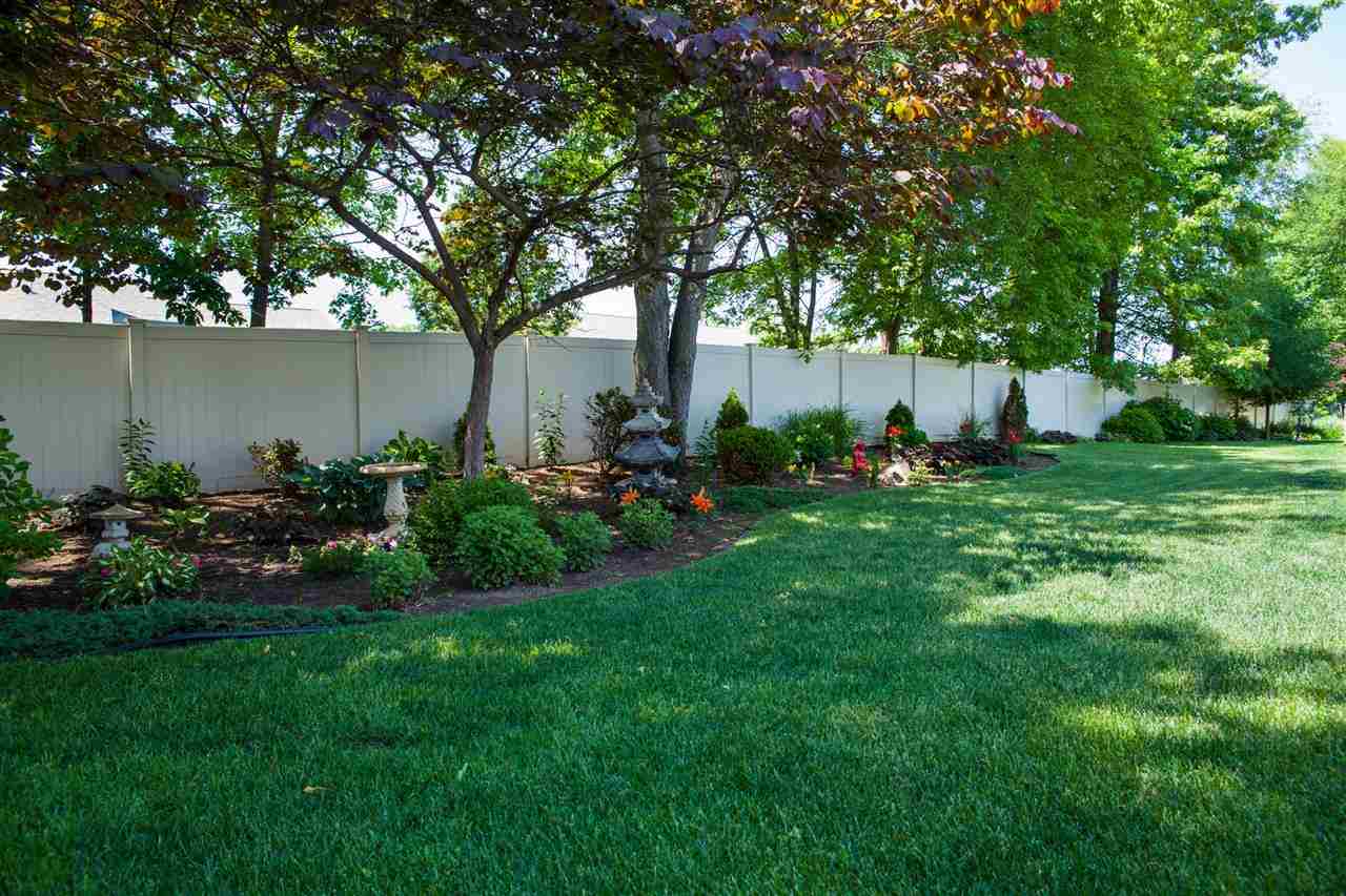 1825 Cobblestone Blvd, Elkhart, IN 46514 photo 4