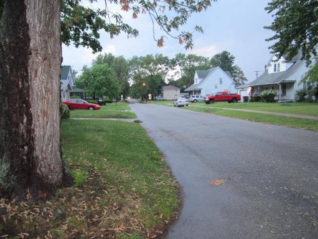 2625 Morton Ave, Elkhart, IN 46517 photo 2