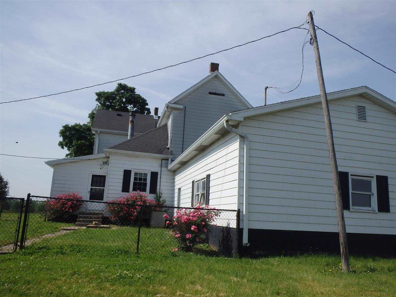 8800 Water Tank Rd, Poseyville, IN 47633 photo 3