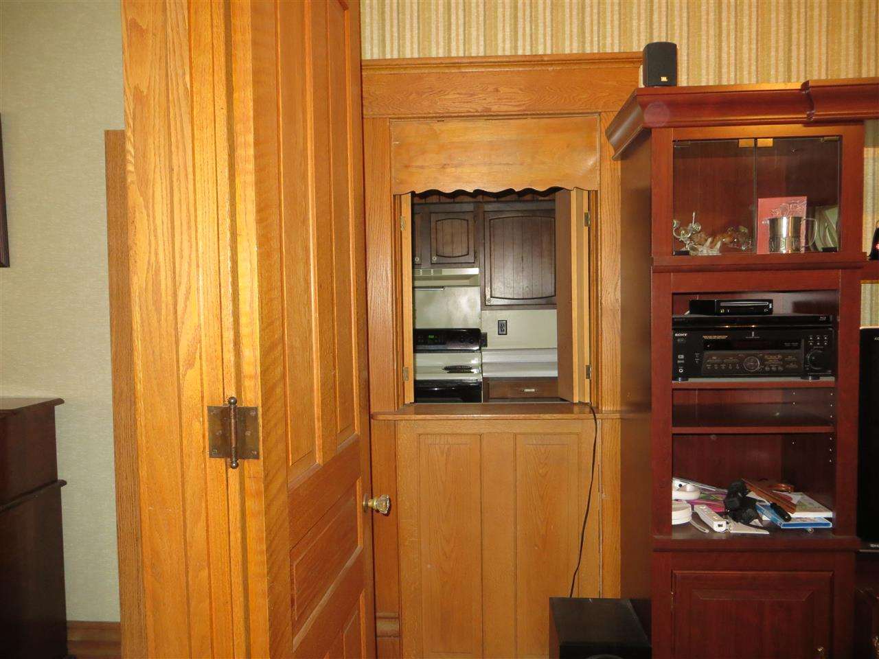 609 Mott St, Kendallville, IN 46755 photo 9