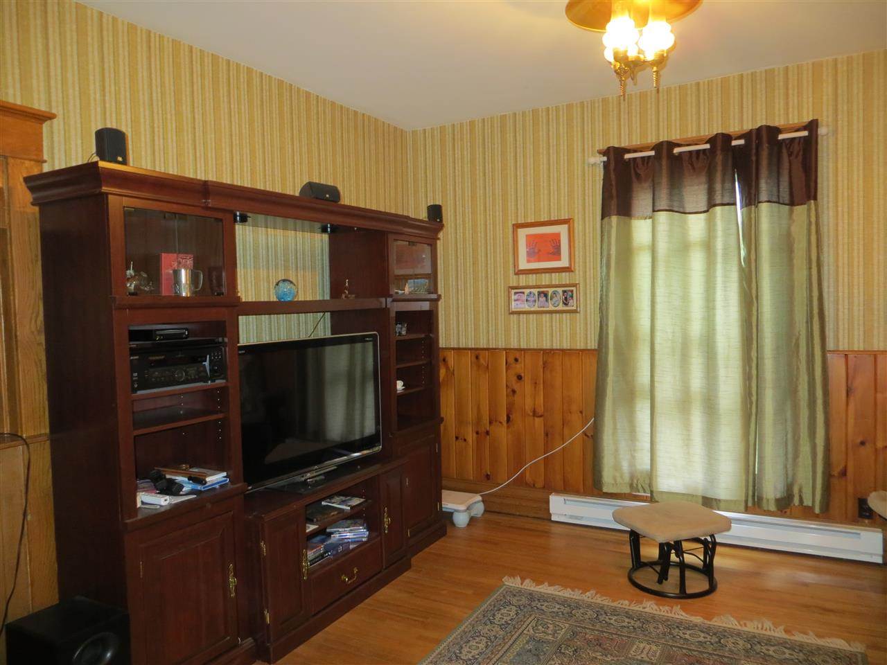 609 Mott St, Kendallville, IN 46755 photo 8