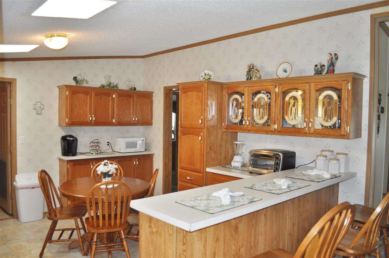 18990 Joan Kay Ln, Goshen, IN 46528 photo 11