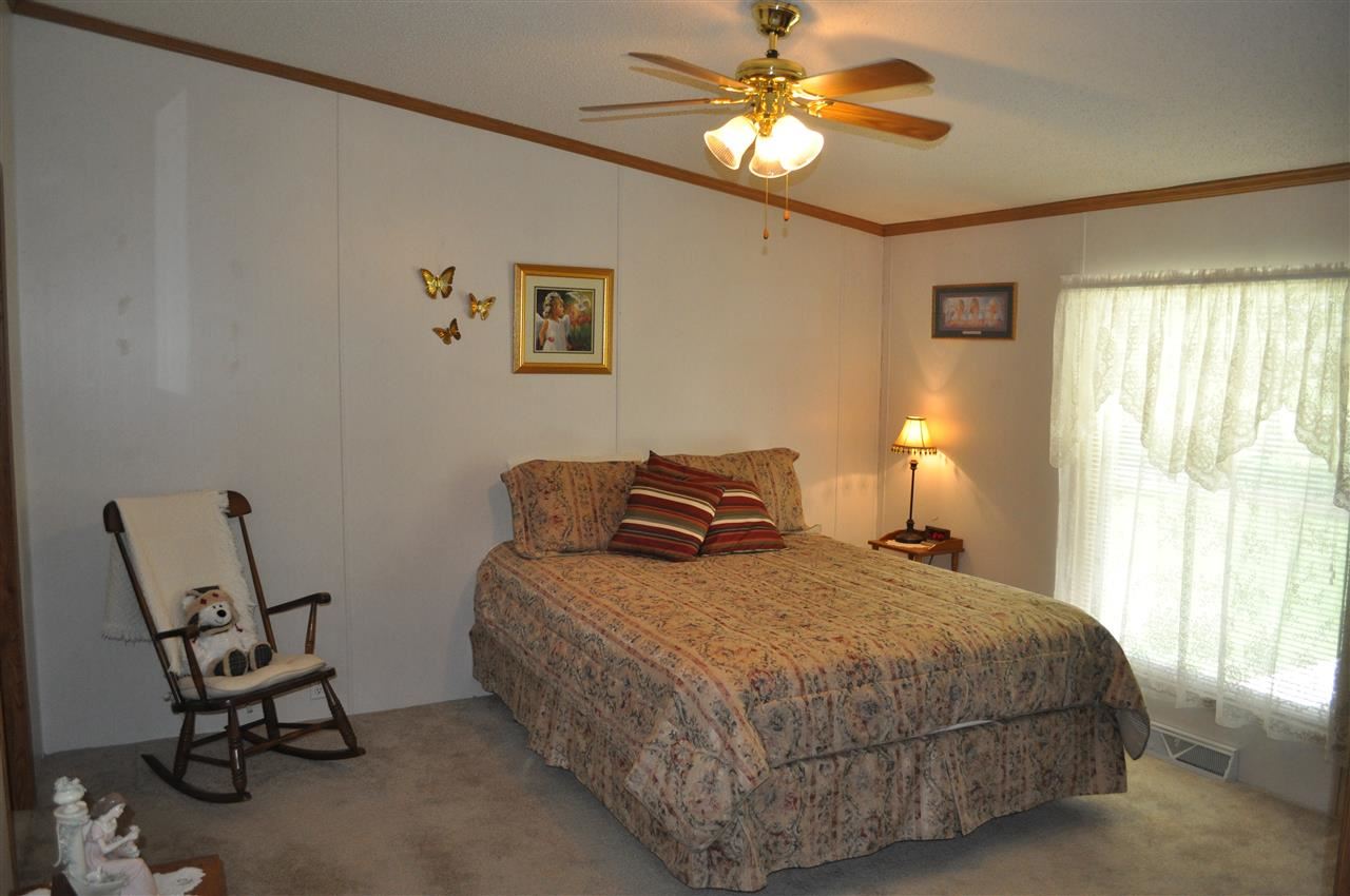 18990 Joan Kay Ln, Goshen, IN 46528 photo 12